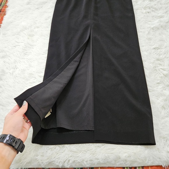 Badgley Mischka Collection Women's Black Sleeveless Pencil Maxi Gown. Size 0 - Picture 9 of 14